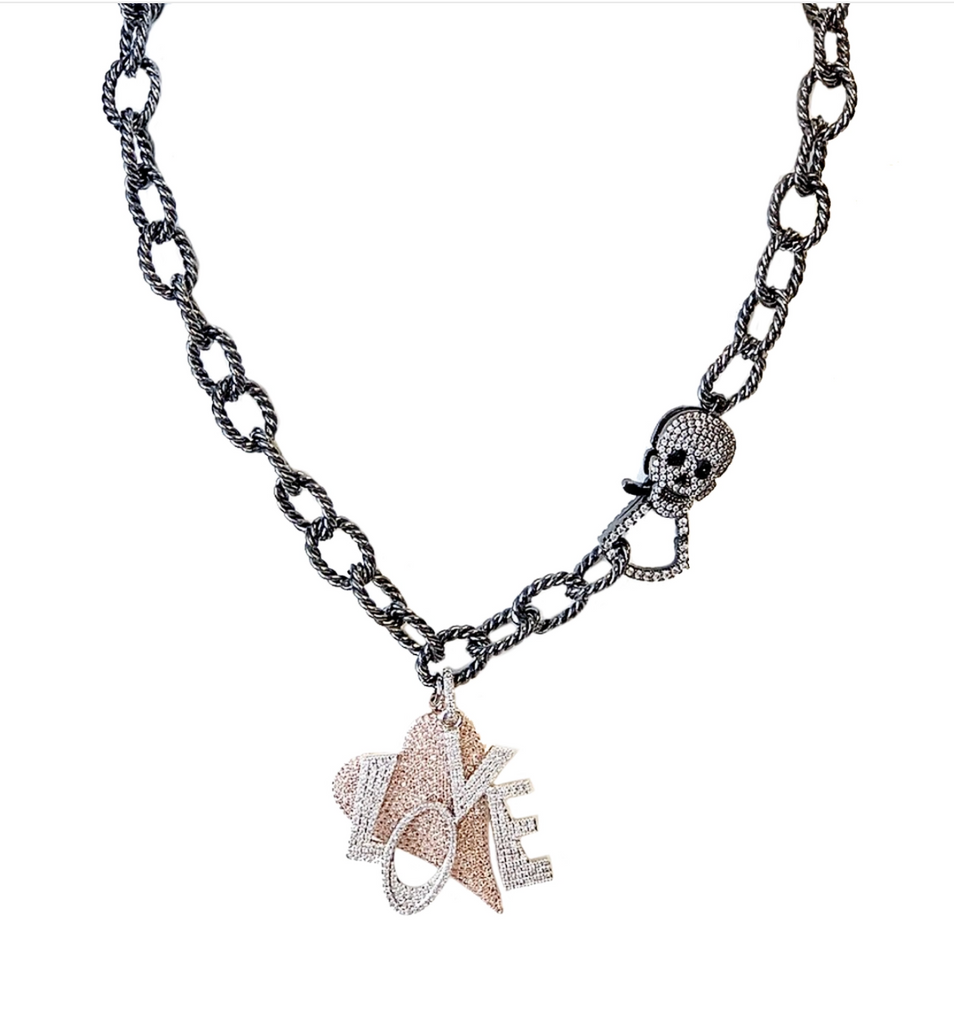 THISTLE AND MAIN So in Love Skull Necklace