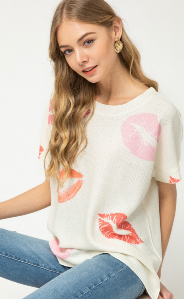 lip print short sleeve sweater top